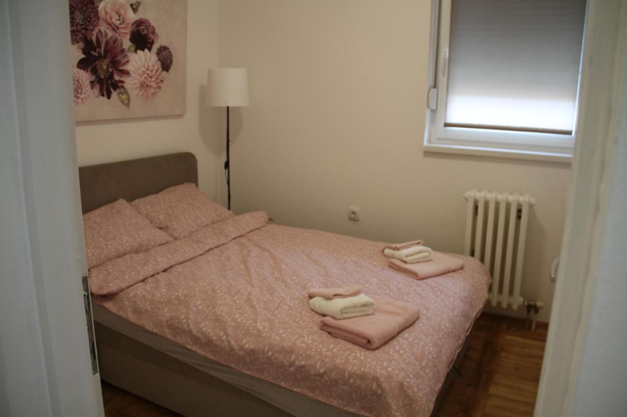 Apartment Sophie Novi Sad Esterno foto